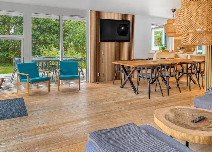 4 Bedroom Beautiful In 펜션 *