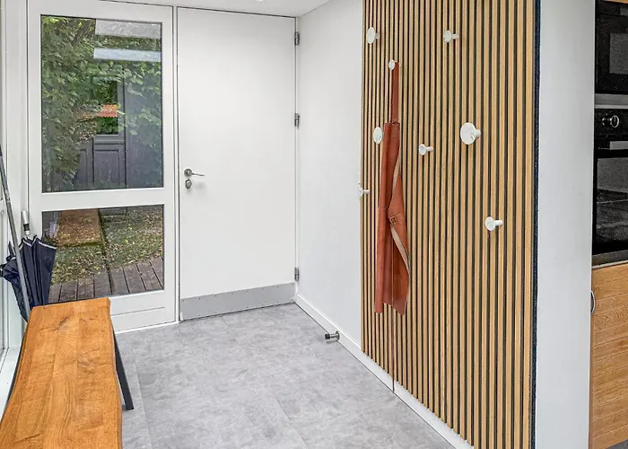 펜션 4 Bedroom Beautiful In Oksbøl